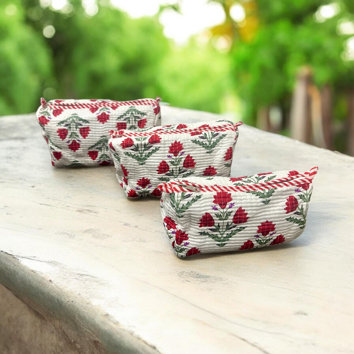 White Red Set Of 3 Pouches